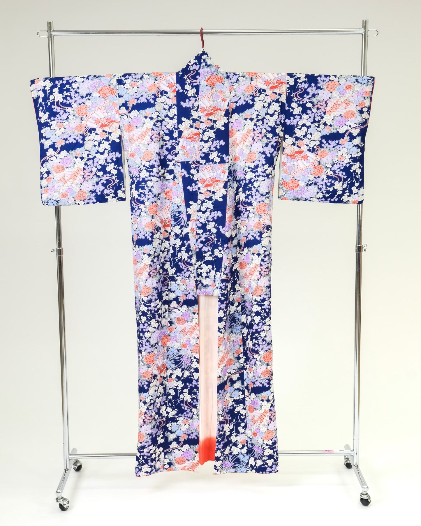 濃紺に白_花尽くし