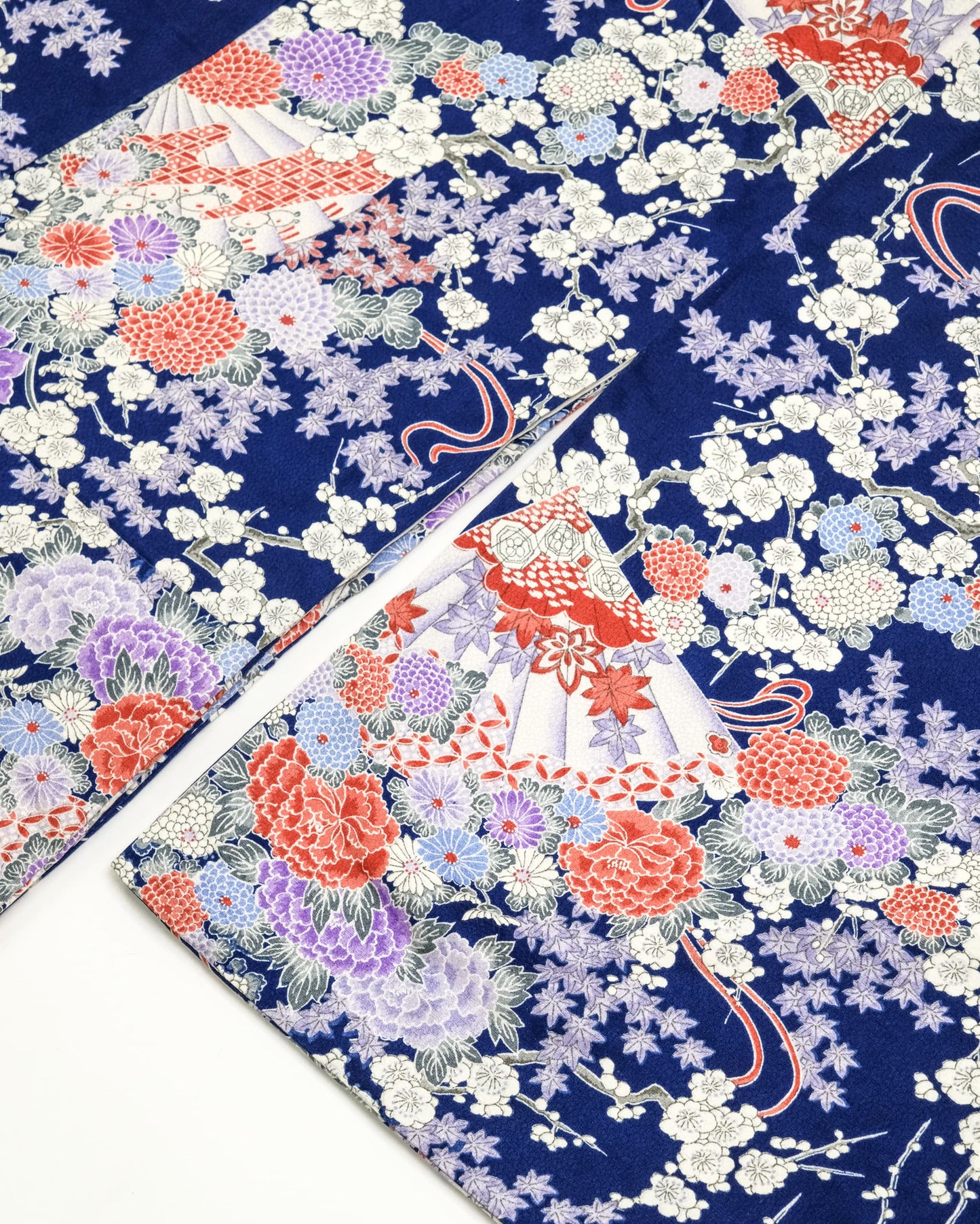 濃紺に白_花尽くし